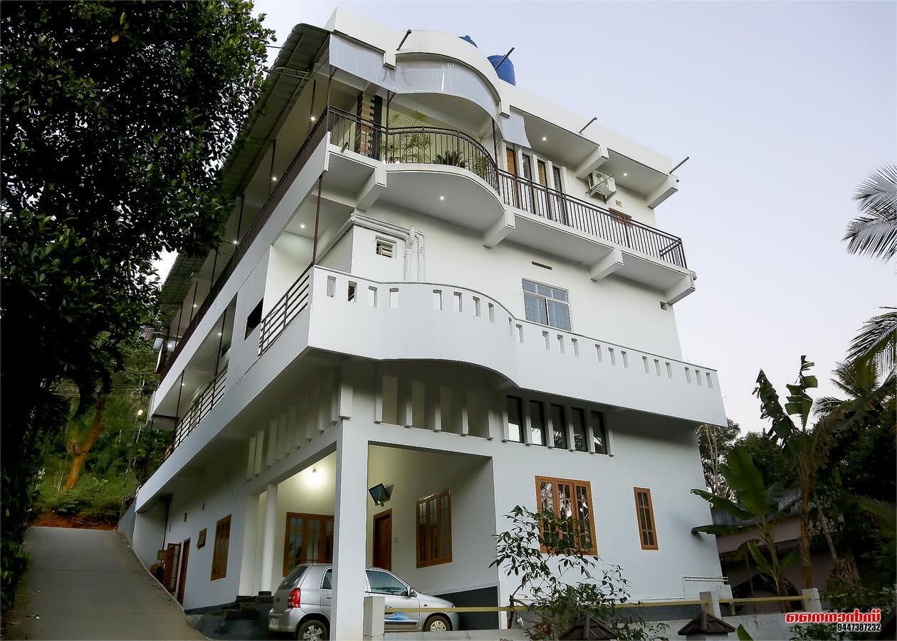 Holiday Villa Thekkady Eksteriør billede